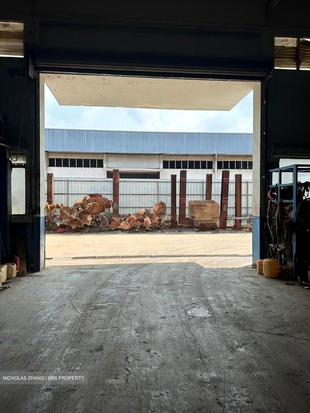 Tuas Crescent (D22), Factory #628335231